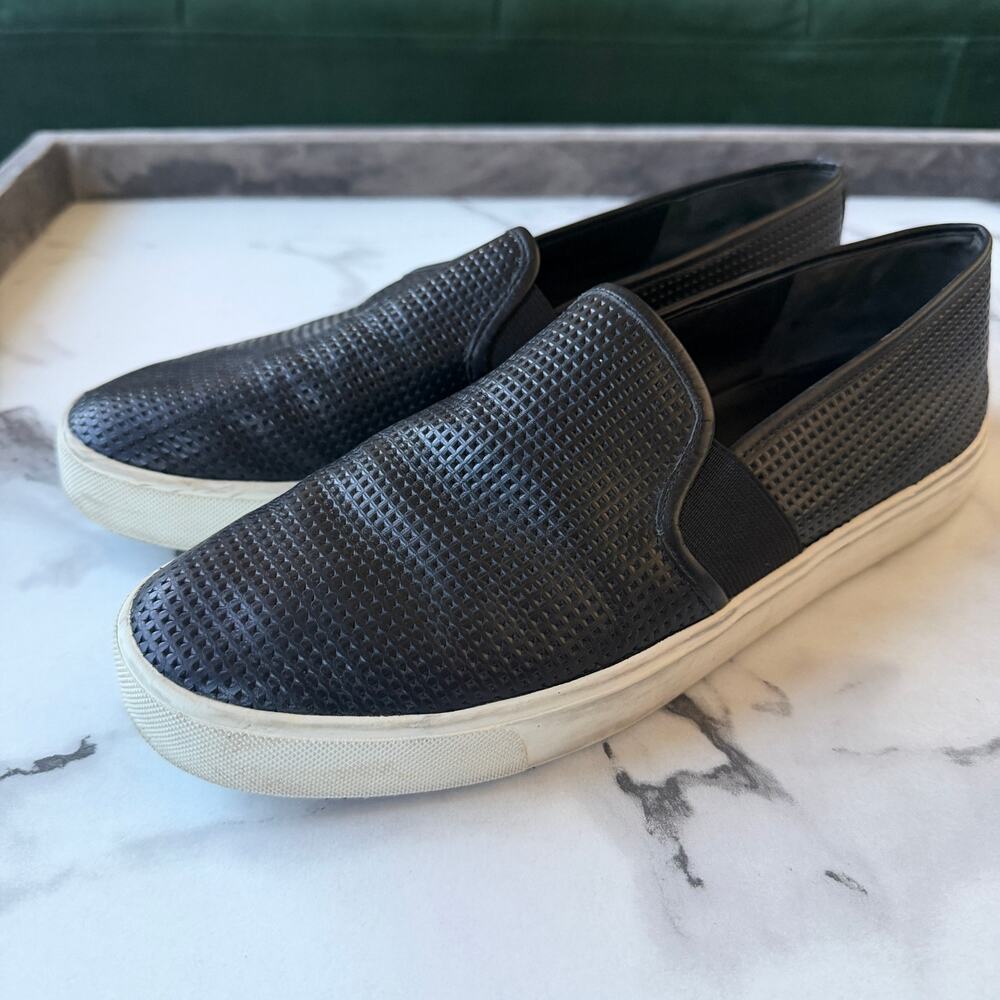 Vince Blair Black Perforated Leather Slip-On Flats Size 8.5 - Picture 4 of 8